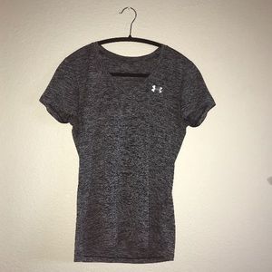 Women’s under armour work out tee